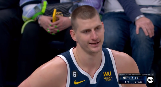  爱德华兹压哨跳投准绝杀森林狼险胜快船队